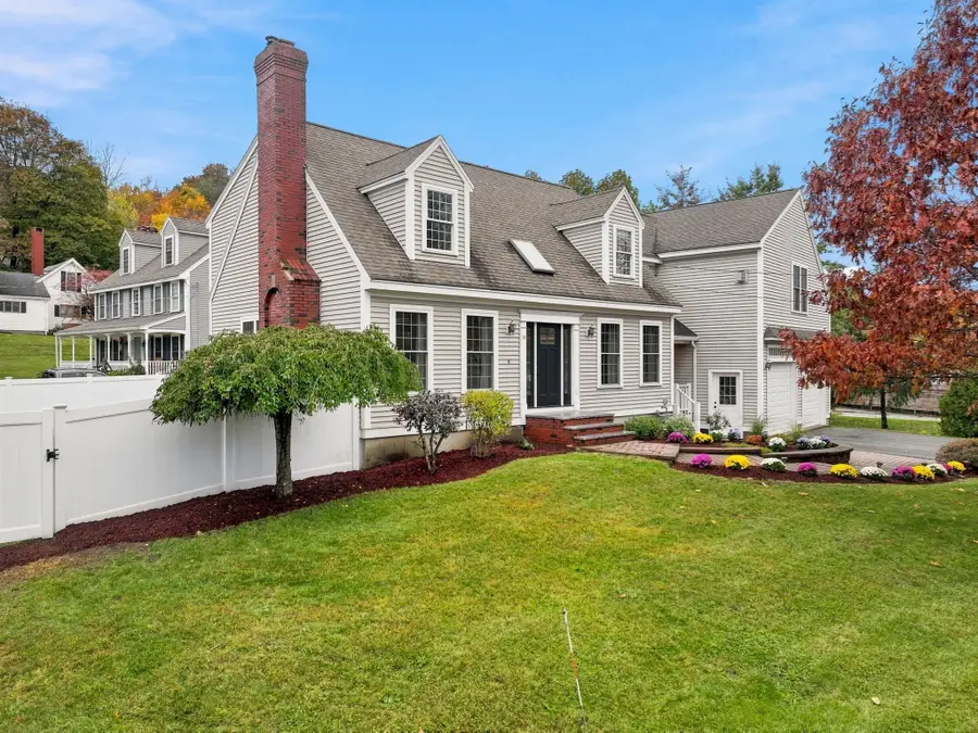 14 South Hampton Rd, Amesbury, MA 01913 - #3
