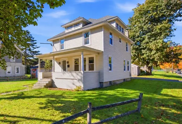 25 Park Ave, Greenfield, MA 01301