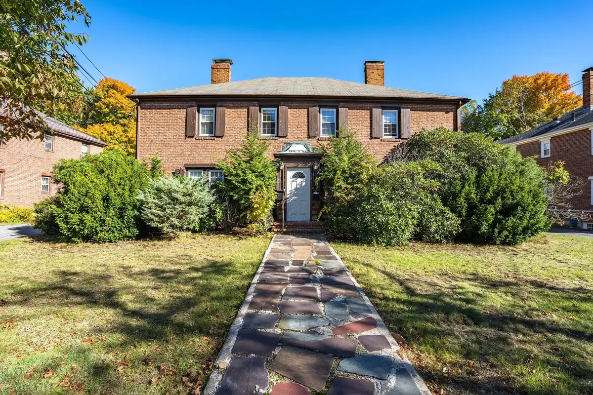 26-28 Wessex Rd #28, Newton, MA 02459 - #1