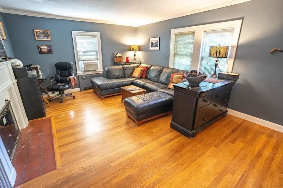 26-28 Wessex Rd #28, Newton, MA 02459 - #3