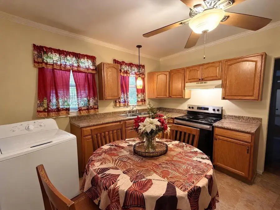 92-94 Genesee St, Springfield, MA 01104 - #3