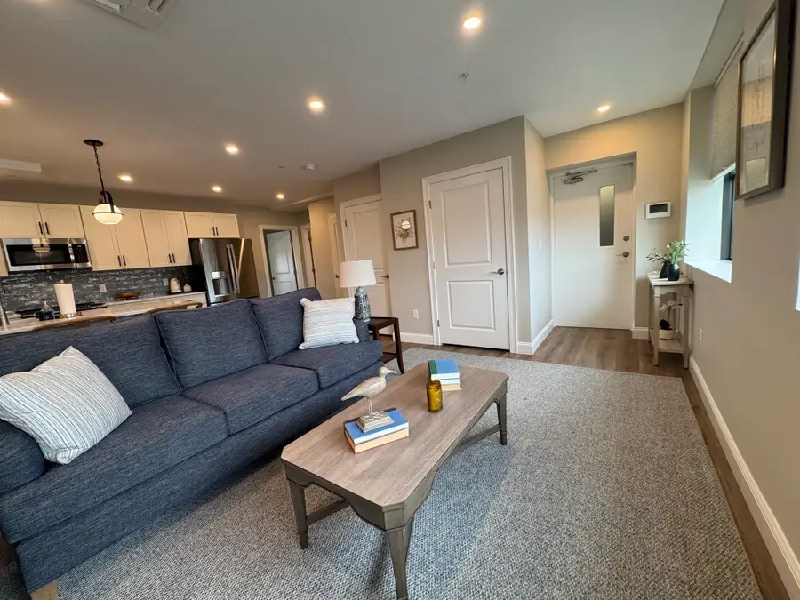 758 Eddy Street #3B, Providence, RI 02903 - #3