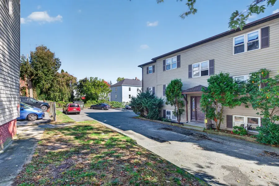 21-23 Lake St, Webster, MA 01570 - #3