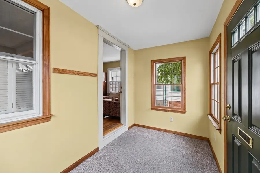 194 Clinton St, New Bedford, MA 02740 - #3