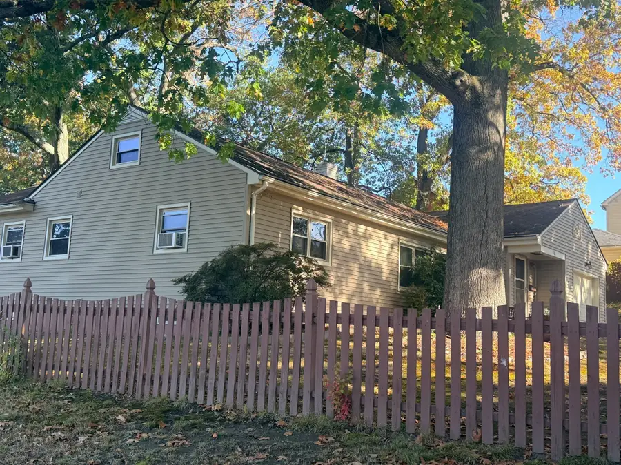 26 Fern St., Springfield, MA 01108 - #3