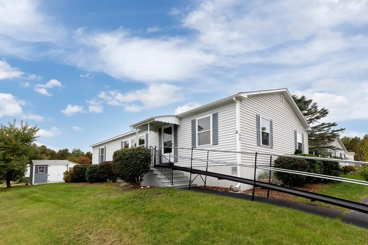 96 Pinehurst Dr, Plymouth, MA 02360 - #1