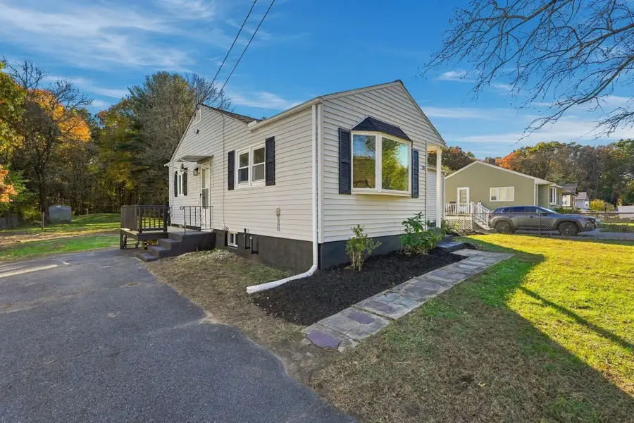28 New Ludlow Rd, Granby, MA 01033 - #2