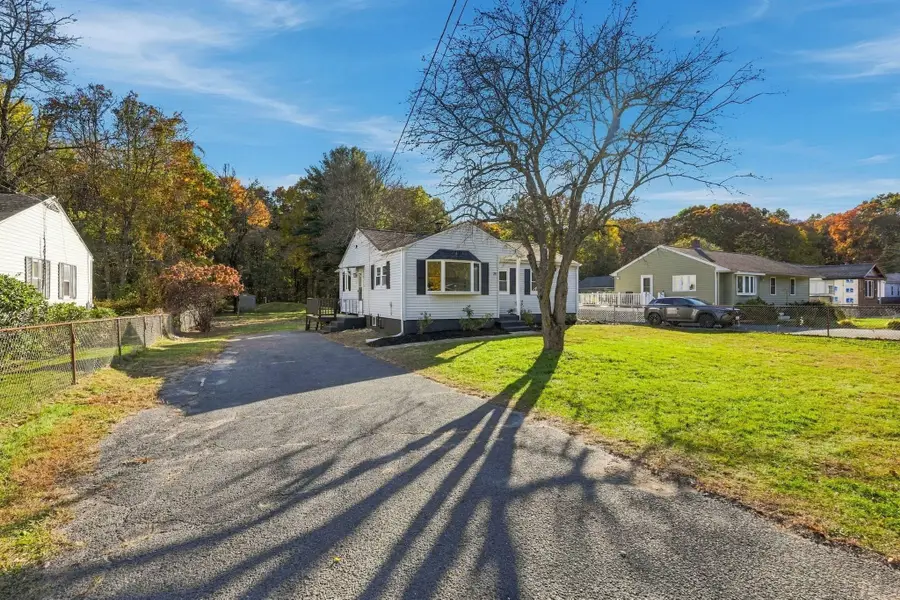 28 New Ludlow Rd, Granby, MA 01033 - #3