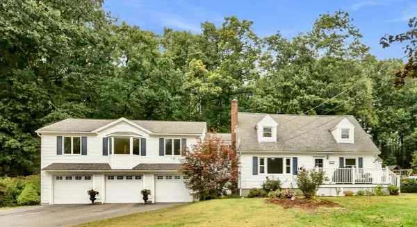 51 Queensland Rd, Billerica, MA 01862