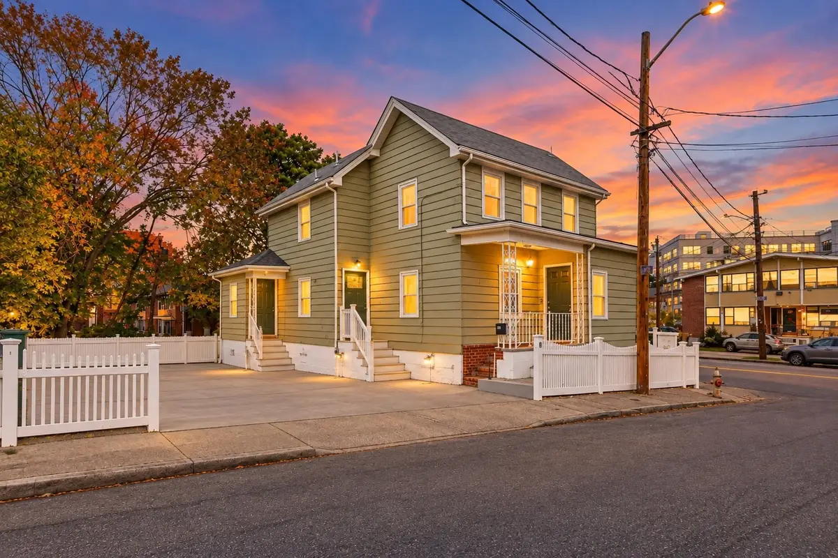 24 Lummus Ct, Lynn, MA 01904 - #1