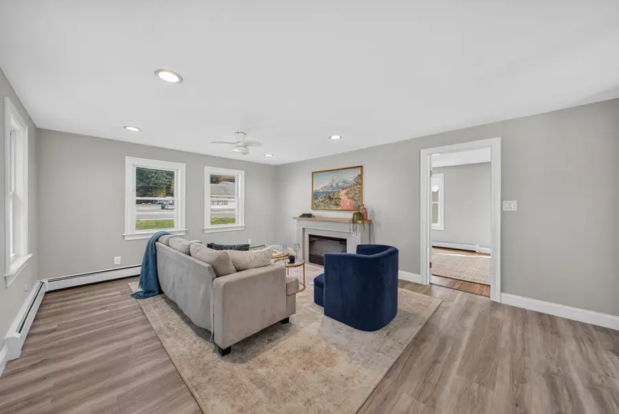 158 Southbridge Rd, North Oxford, MA 01537 - #3