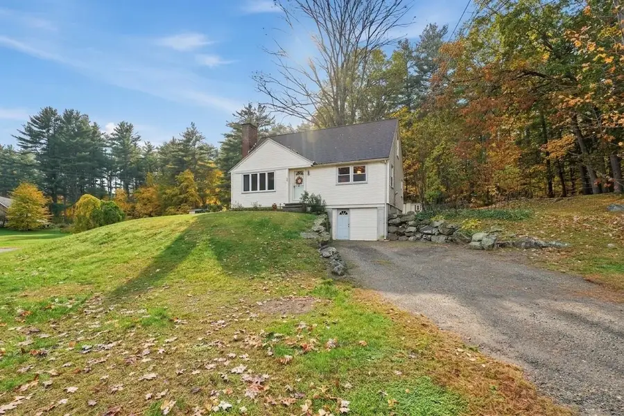 219 Amherst St, Granby, MA 01033 - #2