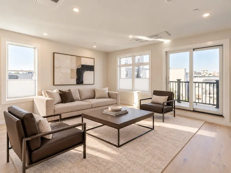 46 Everett Street #PH2, Boston, MA 02128 - #2