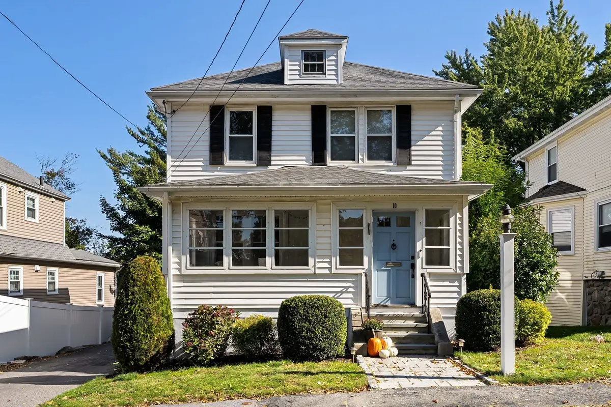 10 Nahanton Ave, Milton, MA 02186 - #1