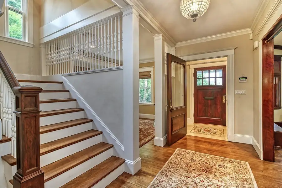 15 Foxcroft Rd, Winchester, MA 01890 - #3