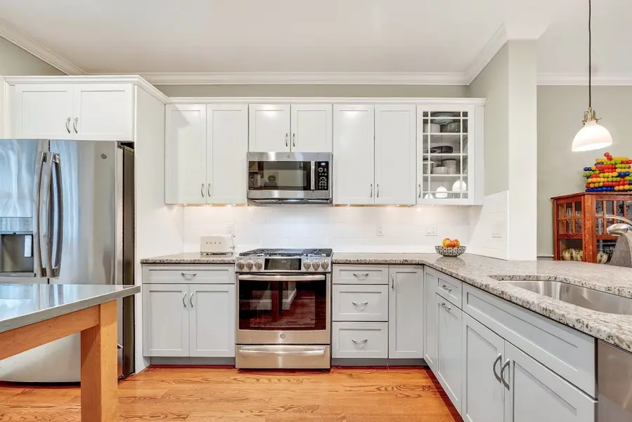66 Evergreen Ave #66, Bedford, MA 01730 - #2