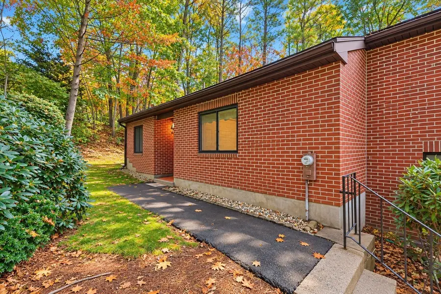 39 Highwood Dr #39, Franklin, MA 02038 - #3