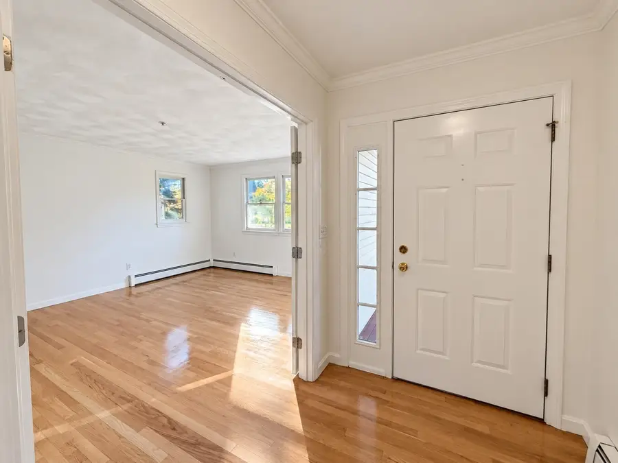39 Elm Ridge Rd, Stow, MA 01775 - #3