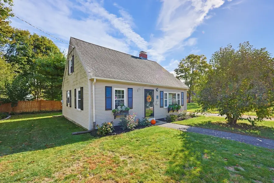 62 Alandale Pkwy, Norwood, MA 02062 - #2