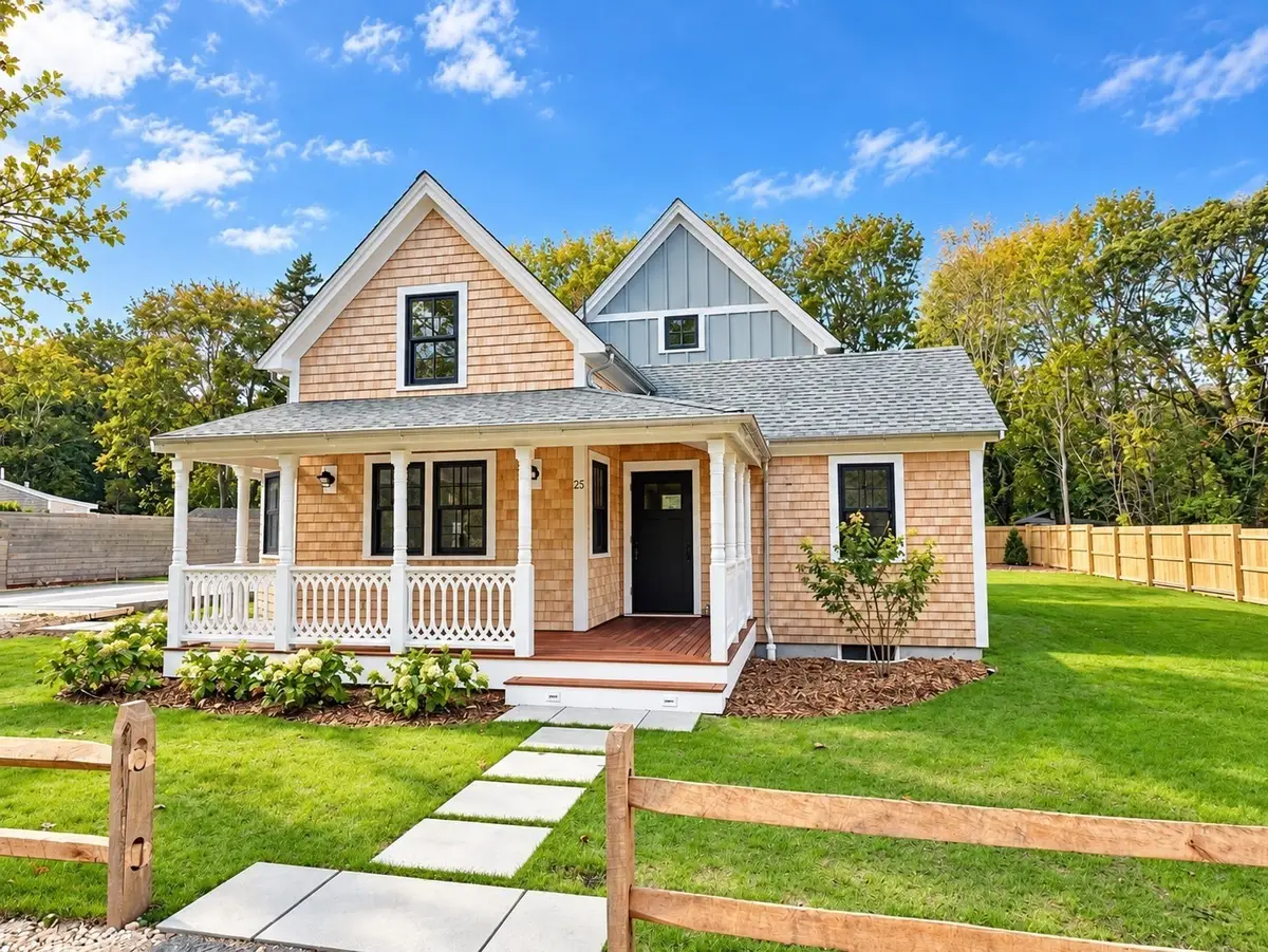 25 Oak Avenue, Oak Bluffs, MA 02557 - #1