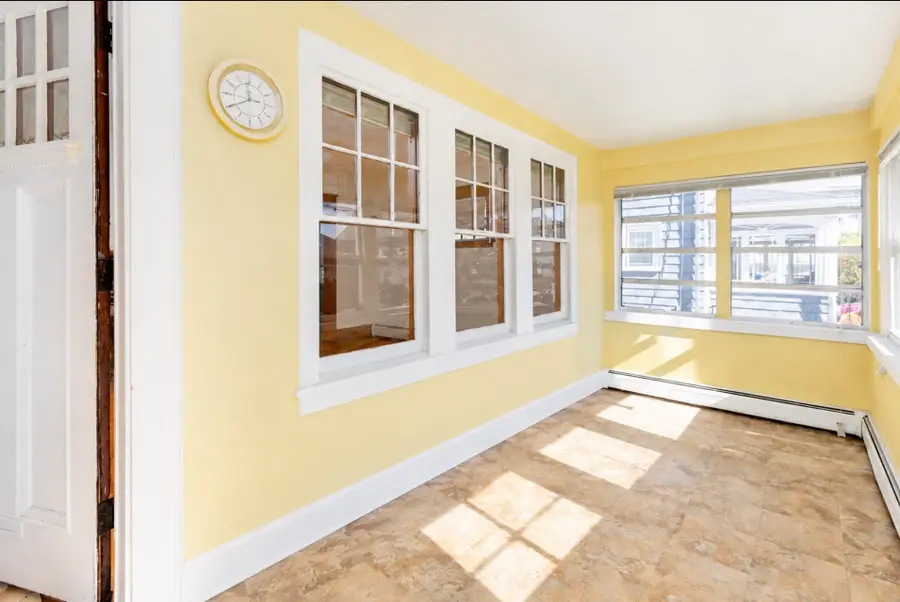 27 Stearns Ave, Medford, MA 02155 - #2