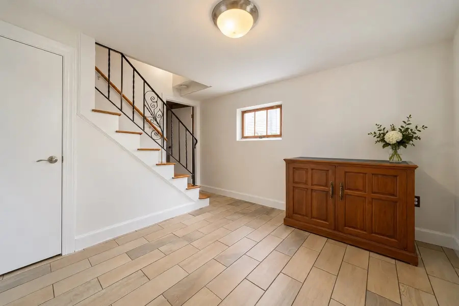 10 Ellswood Street, Boston, MA 02132 - #3
