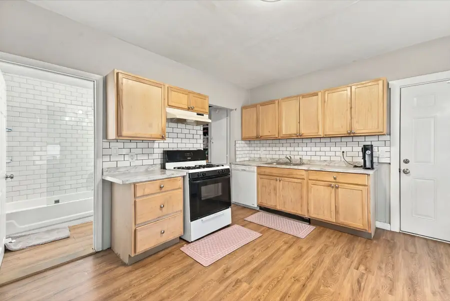 201 Highland Ave, Fitchburg, MA 01420 - #2