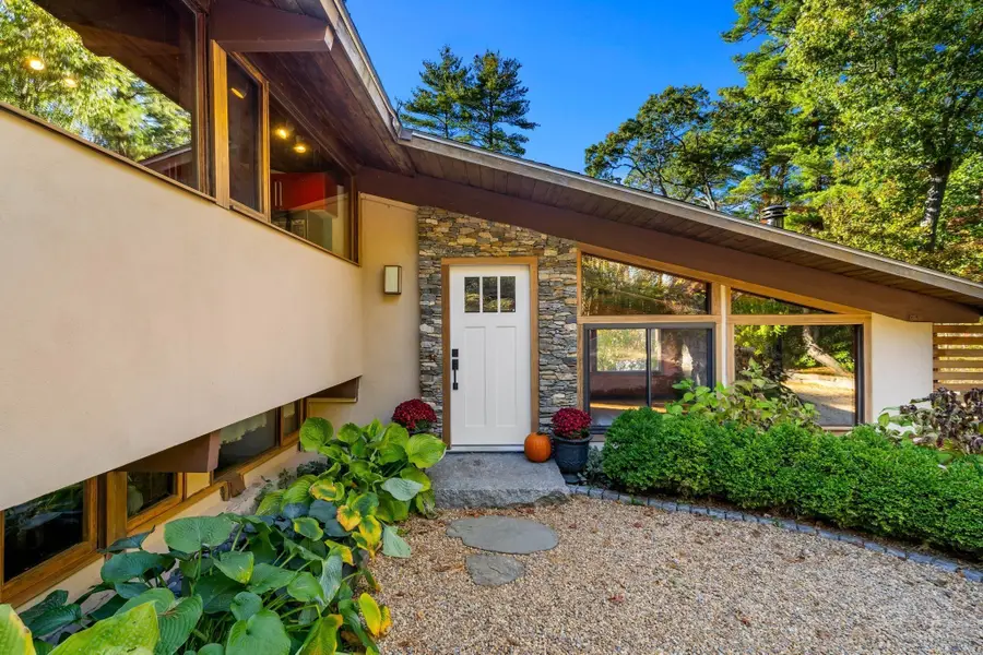 10 Don Byrne Way, South Hamilton, MA 01982 - #2
