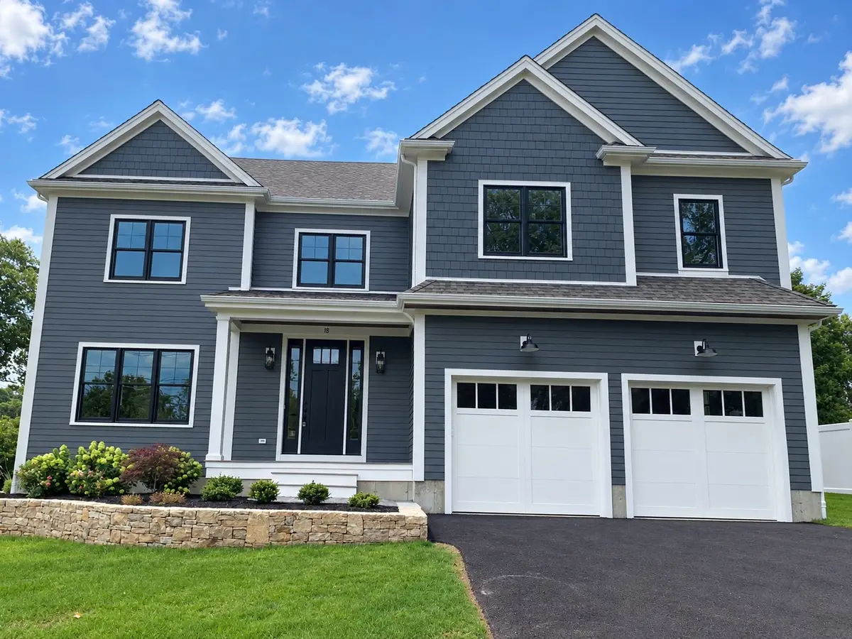 18 Avon Cir, Needham, MA 02494 - #1