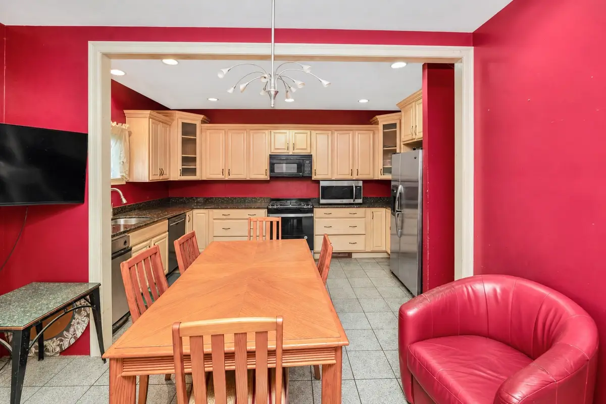 9-11 Newhall Pl, Boston, MA 02122 - #1