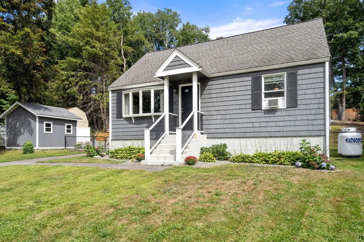27 Harvard Ave, Methuen, MA 01844 - #1
