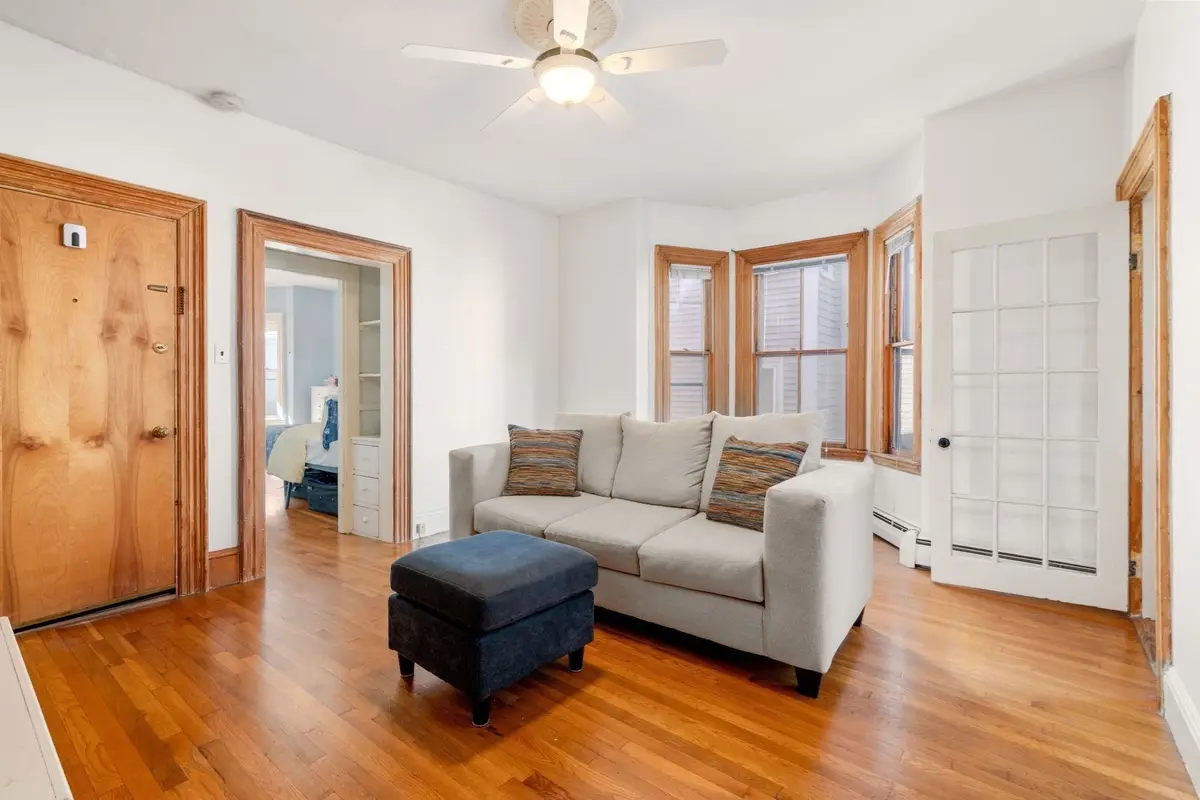 247 Chestnut St #1, Cambridge, MA 02139 - #1