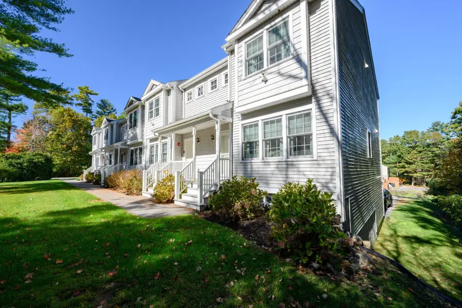 10 Great Cedar Dr #10, Hanson, MA 02341 - #2