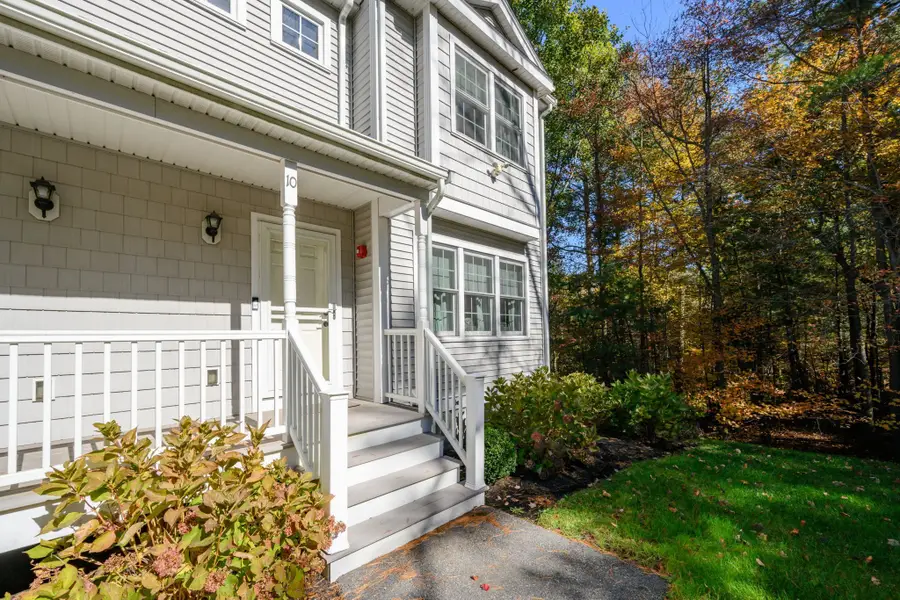 10 Great Cedar Dr #10, Hanson, MA 02341 - #3