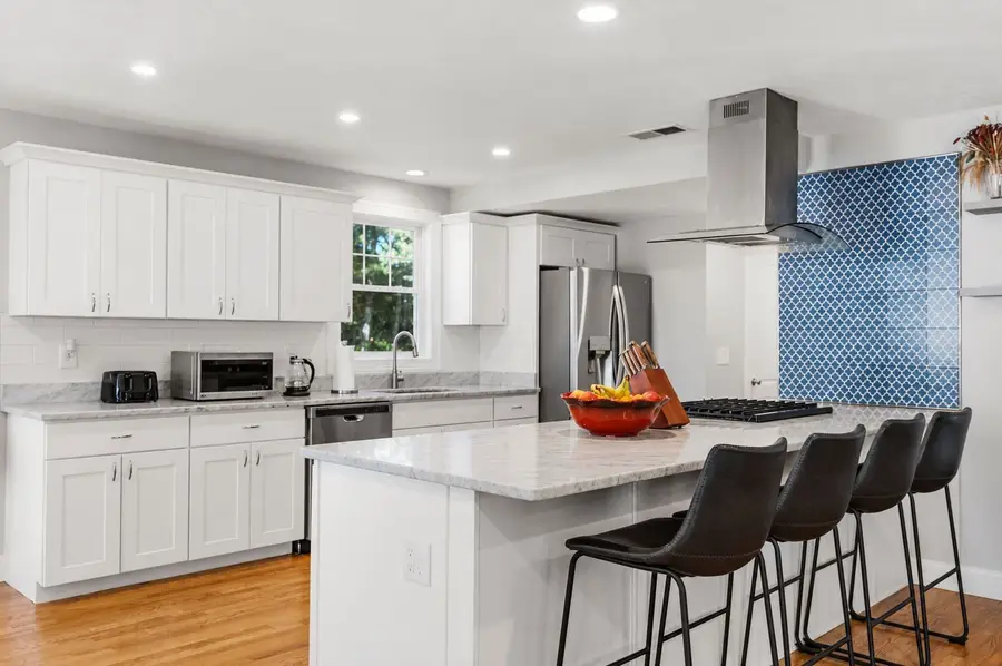 3 Old Beaver Dam Rd, Wareham, MA 02571 - #2