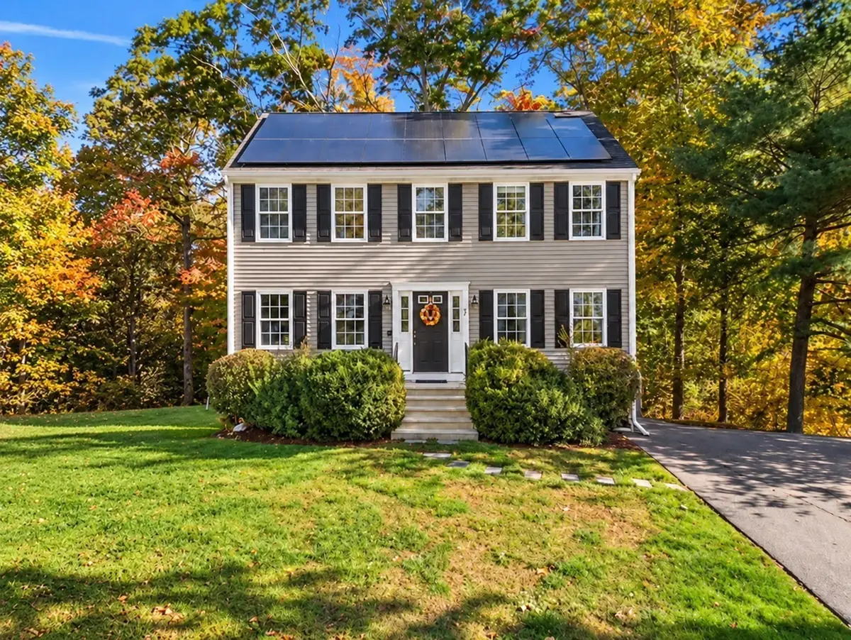 72 Hoover St, Taunton, MA 02780 - #1
