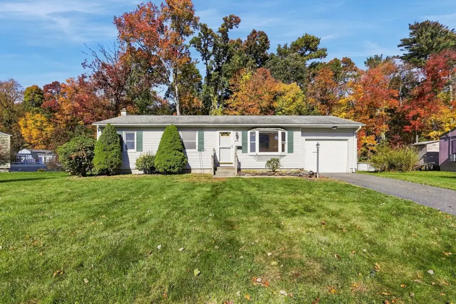 286 Peekskill Ave, Springfield, MA 01129 - #2