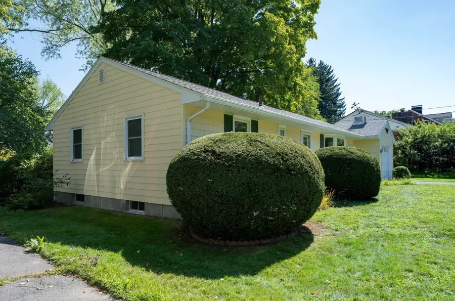 25 Murphy Ter, Northampton, MA 01060 - #2