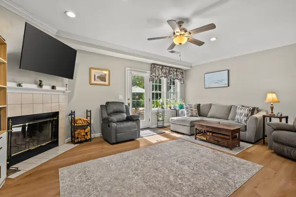 317 Tilden Commons Lane #317, Braintree, MA 02184