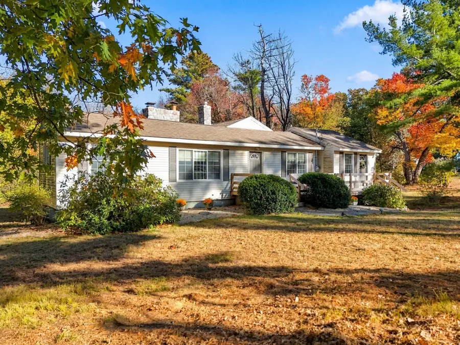 939 Hildreth Street, Dracut, MA 01826 - #2