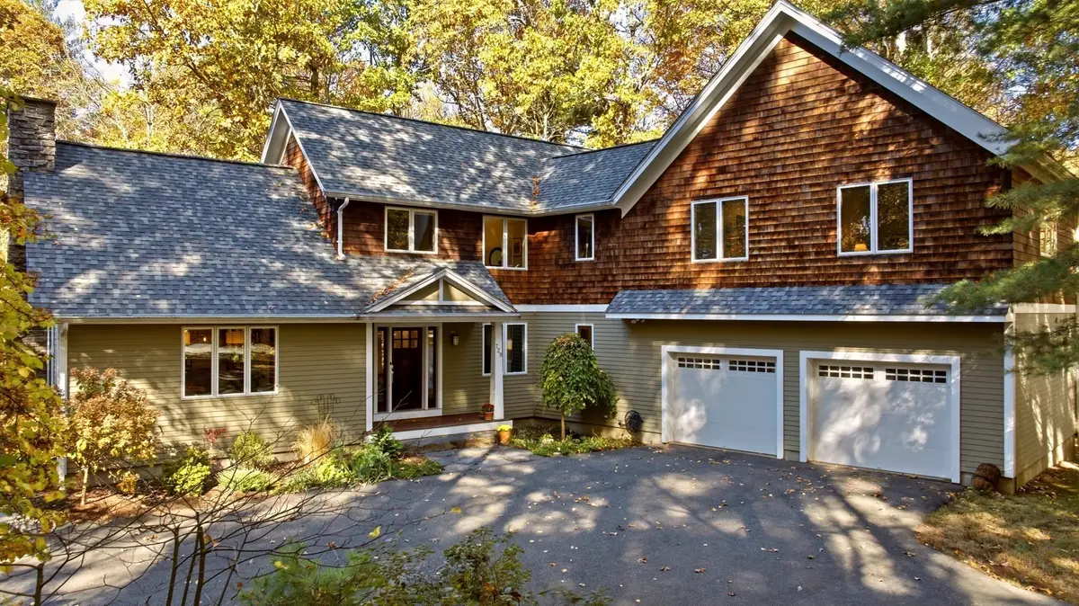 729 Park Hill Rd, Northampton, MA 01062 - #1