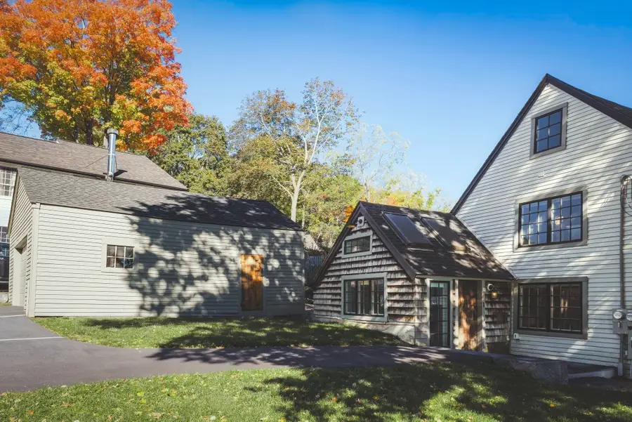 30 East St #1, Ipswich, MA 01938 - #3
