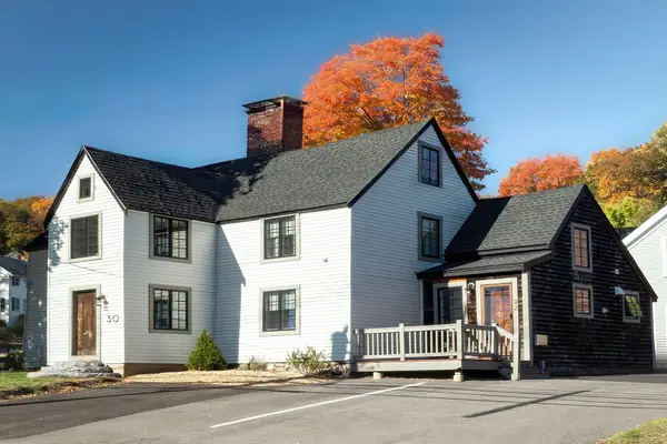 30 East St #2, Ipswich, MA 01938
