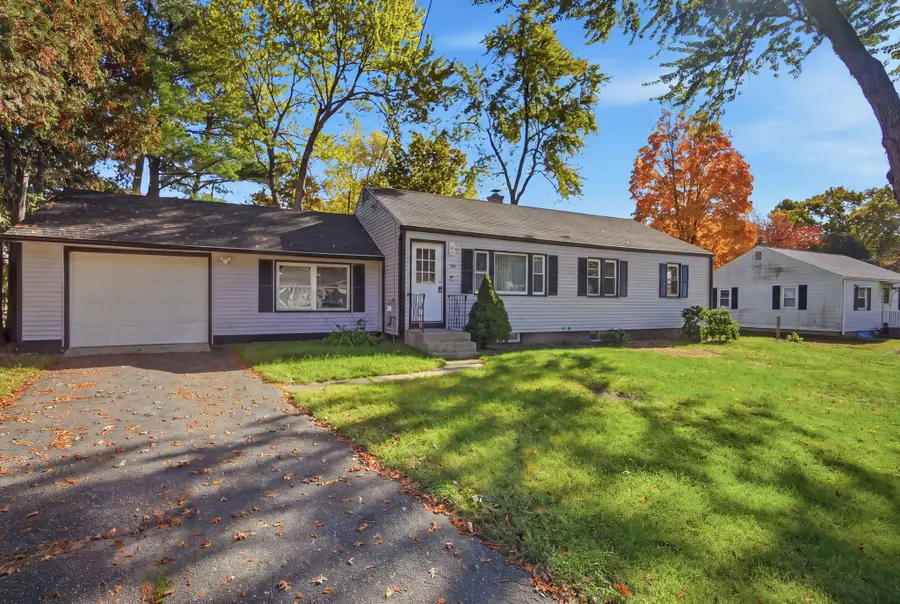 89 Juniper Dr, Springfield, MA 01119 - #2