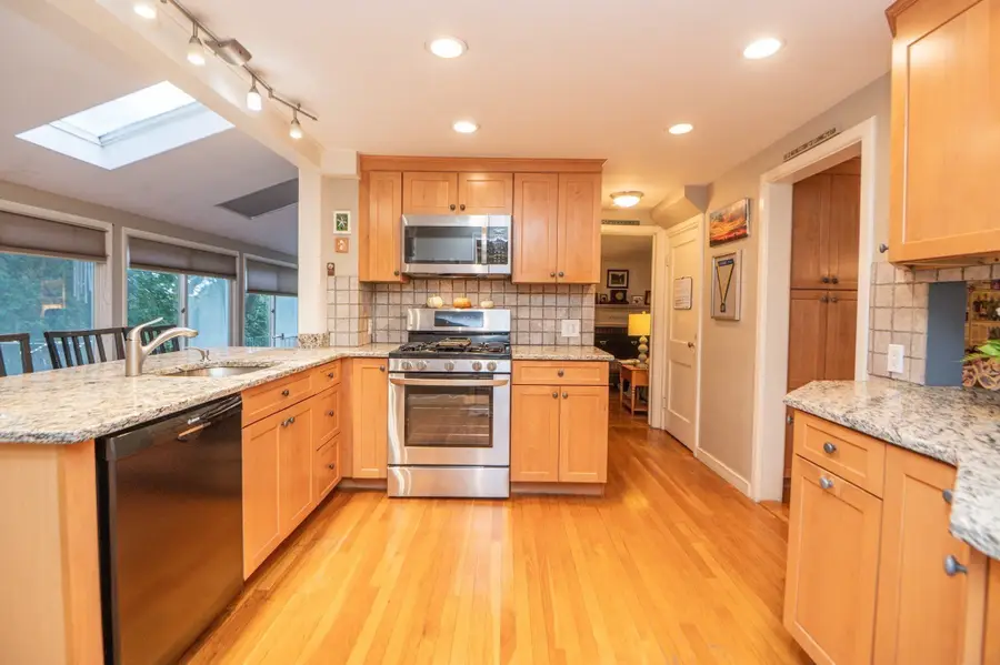 41 Plymouth Ave, Swampscott, MA 01907 - #2