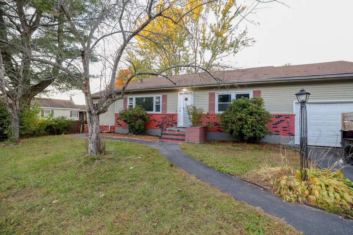 14 Janice Ave, Dracut, MA 01826 - #1