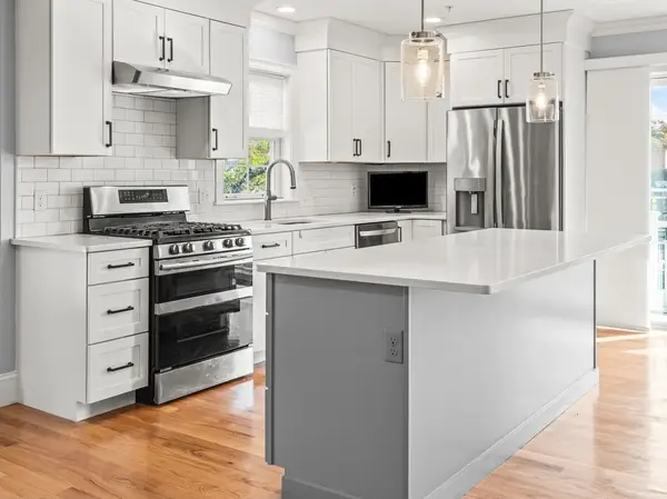 76 South Ave #201, Natick, MA 01760