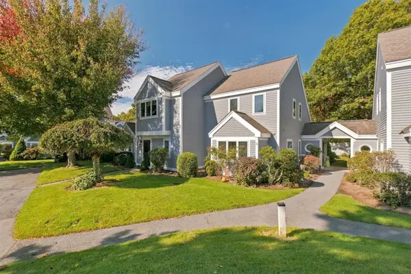 74 Howland Cir #74, Brewster, MA 02631
