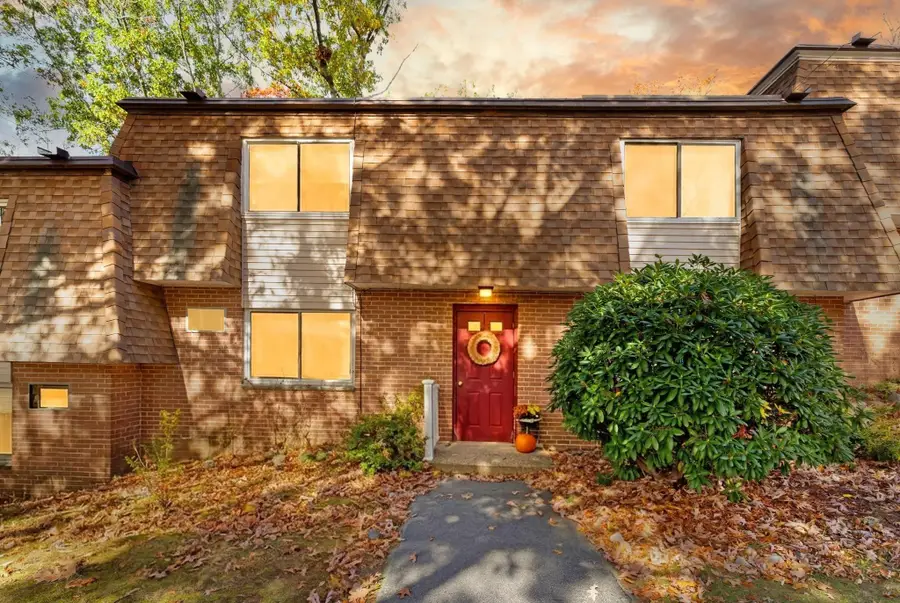 244 18th St #3, Dracut, MA 01826 - #2