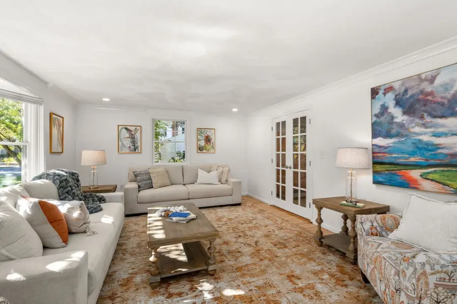 24 Pauline Dr, Natick, MA 01760 - #3
